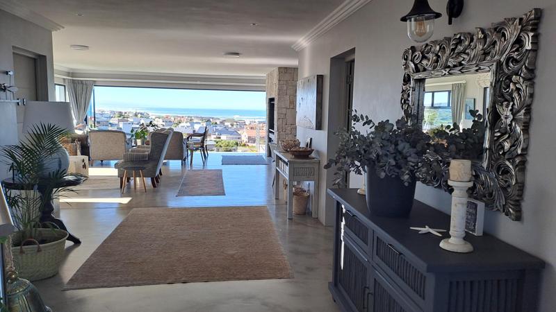 2 Bedroom Property for Sale in Stilbaai East Western Cape